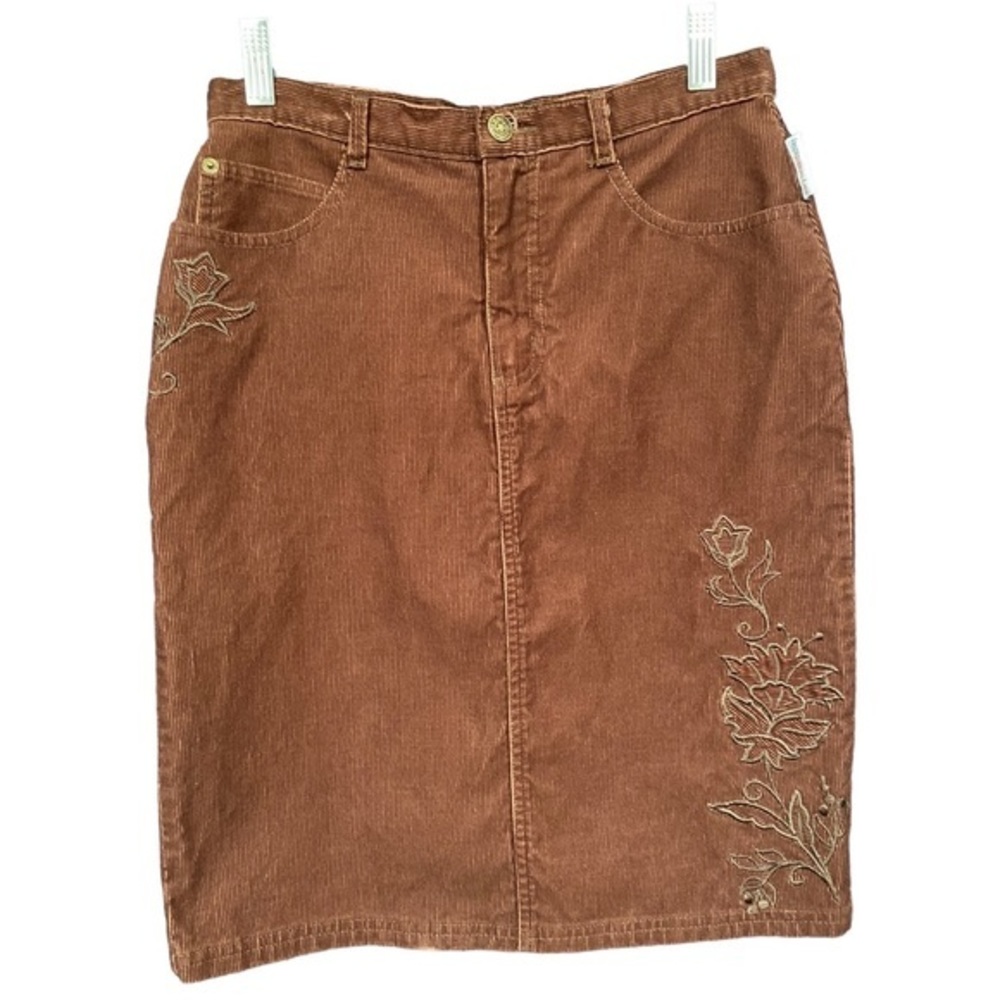 Brown Corduroy high waist Aline skirt‎ w/ floral embroidery